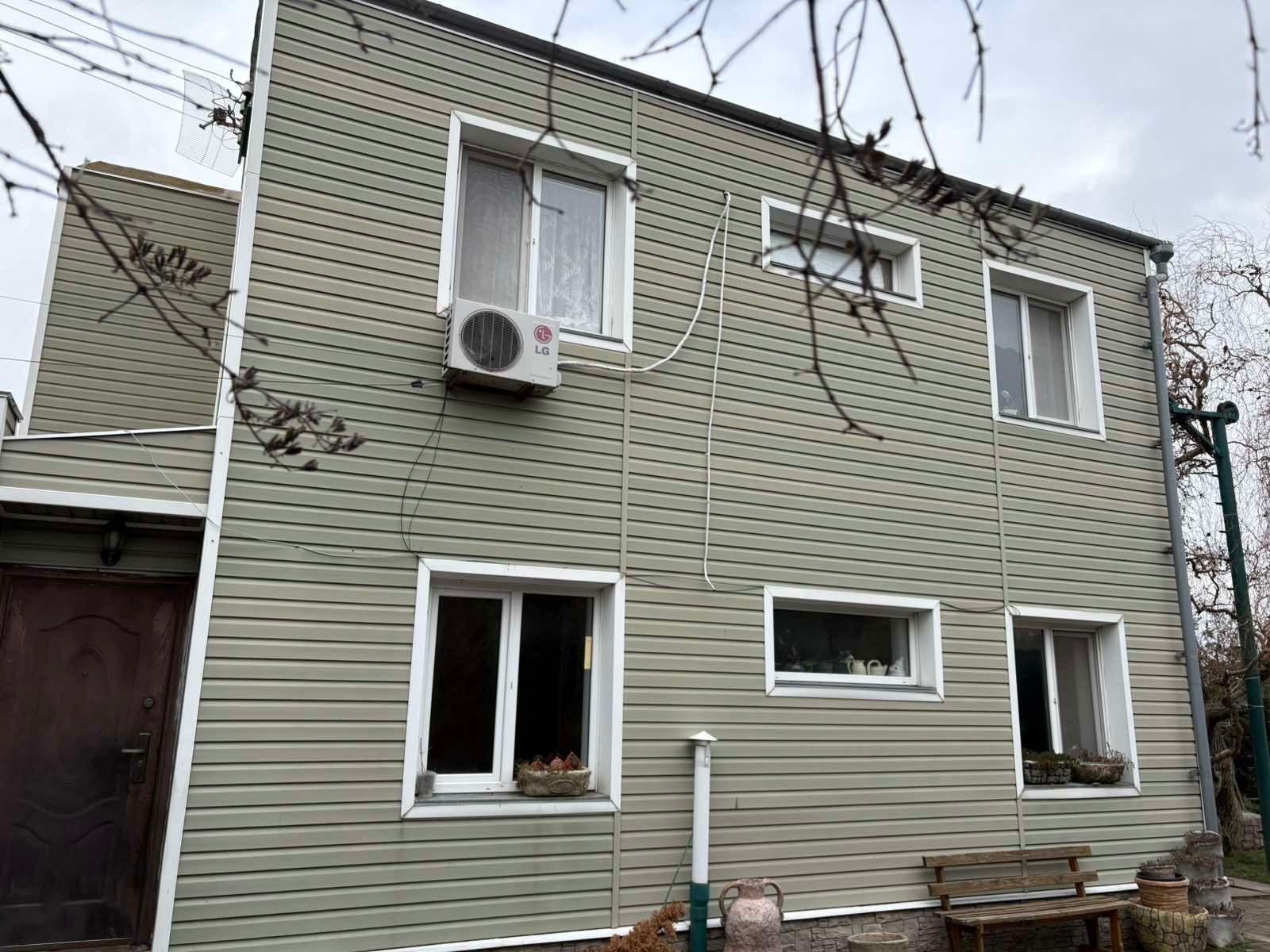 Продається затишний будинок від власника смт. Воскресенське