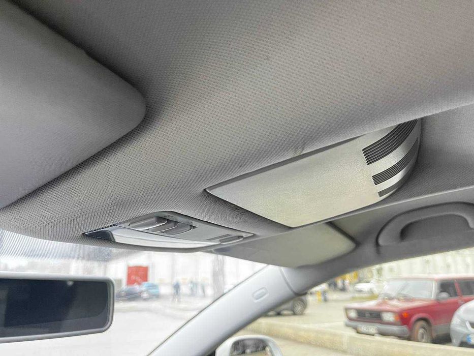 Шкода Октавия A5 FL 1,6 Універсал 2009 Рестайлинг 2 поколение