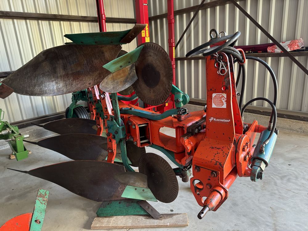 Plug obrotowy kverneland lemken zagonowy