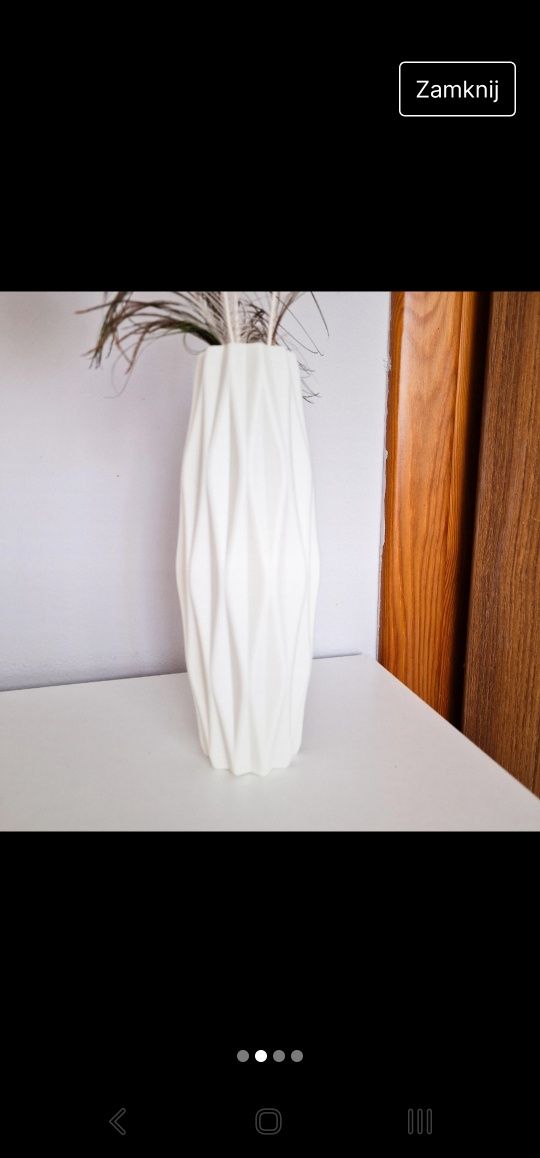 Elegancki stylowy wazon biały na kwiaty dekoracja aranżacja wystroju