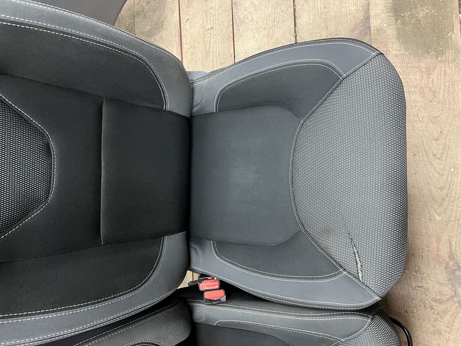 Продам сиденья рено клио 4 оригинал