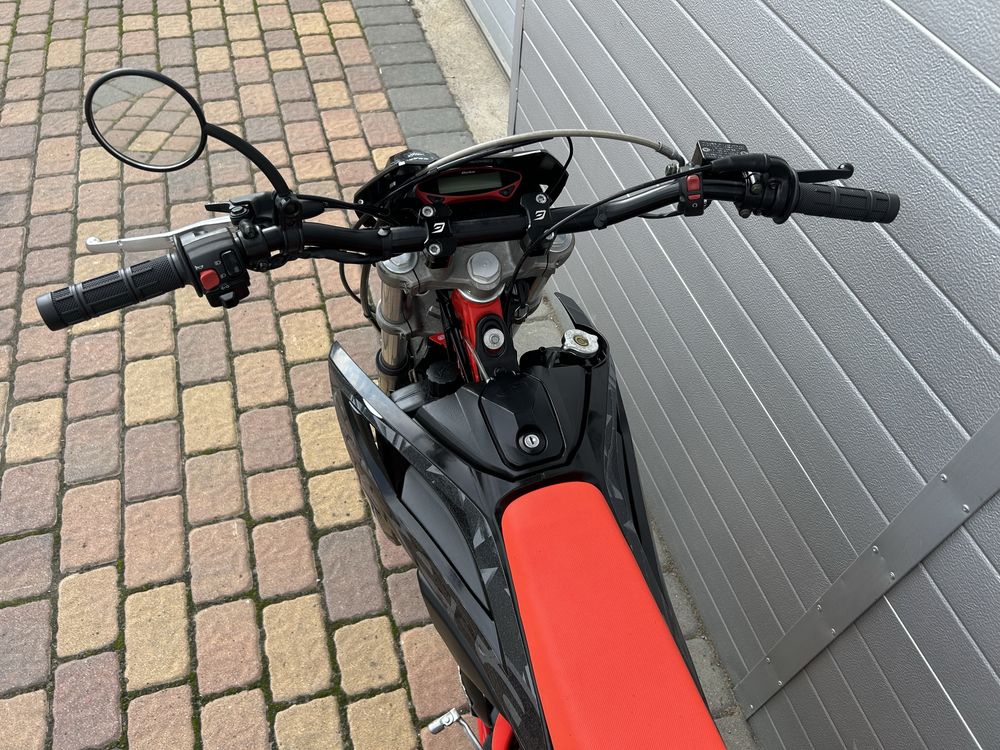 Beta RR 50 Supermoto 2022r VOCA beta 50 rr (track,rieju,sherco,fantic)
