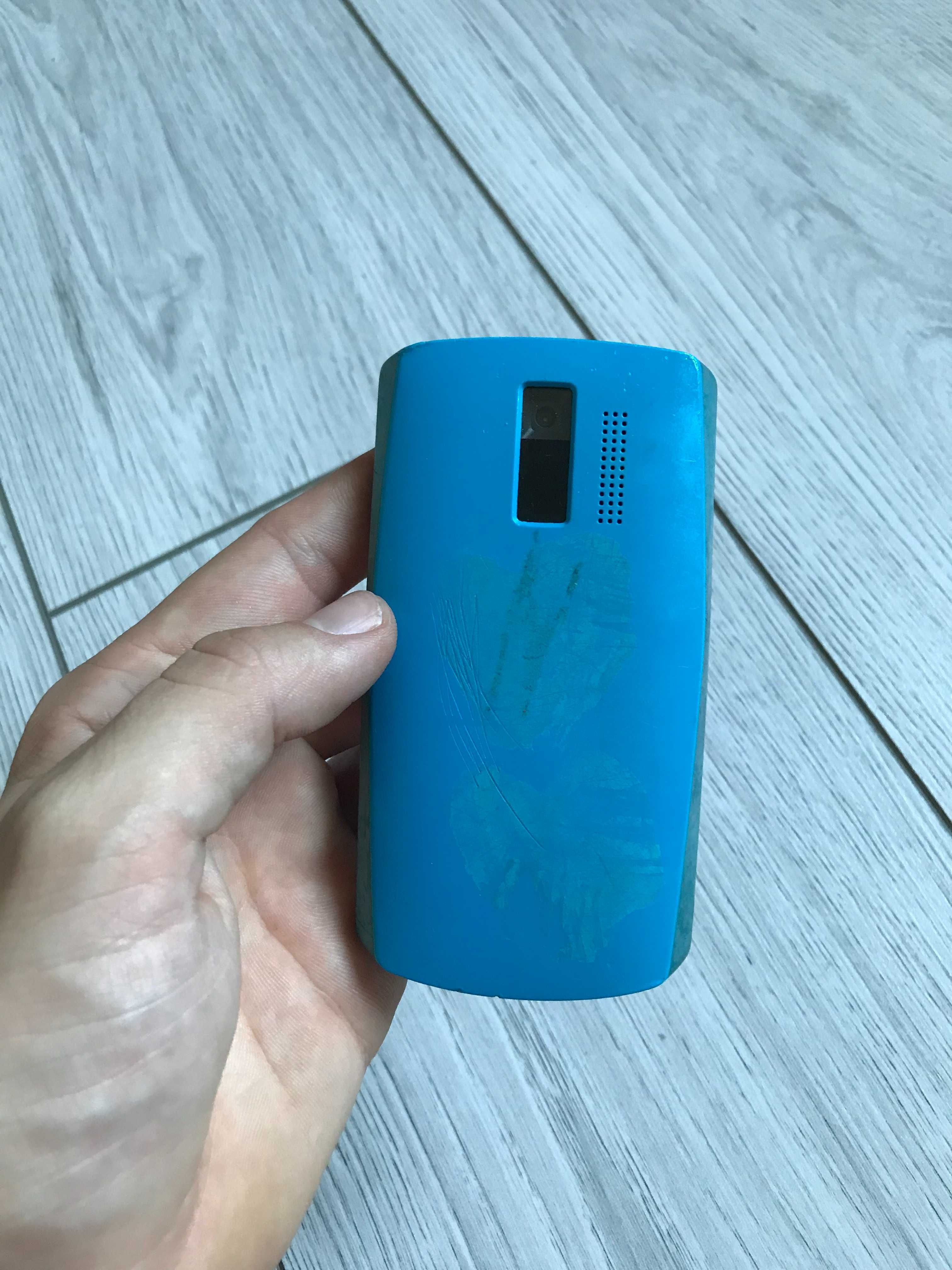 Telefon komórkowy Nokia 205