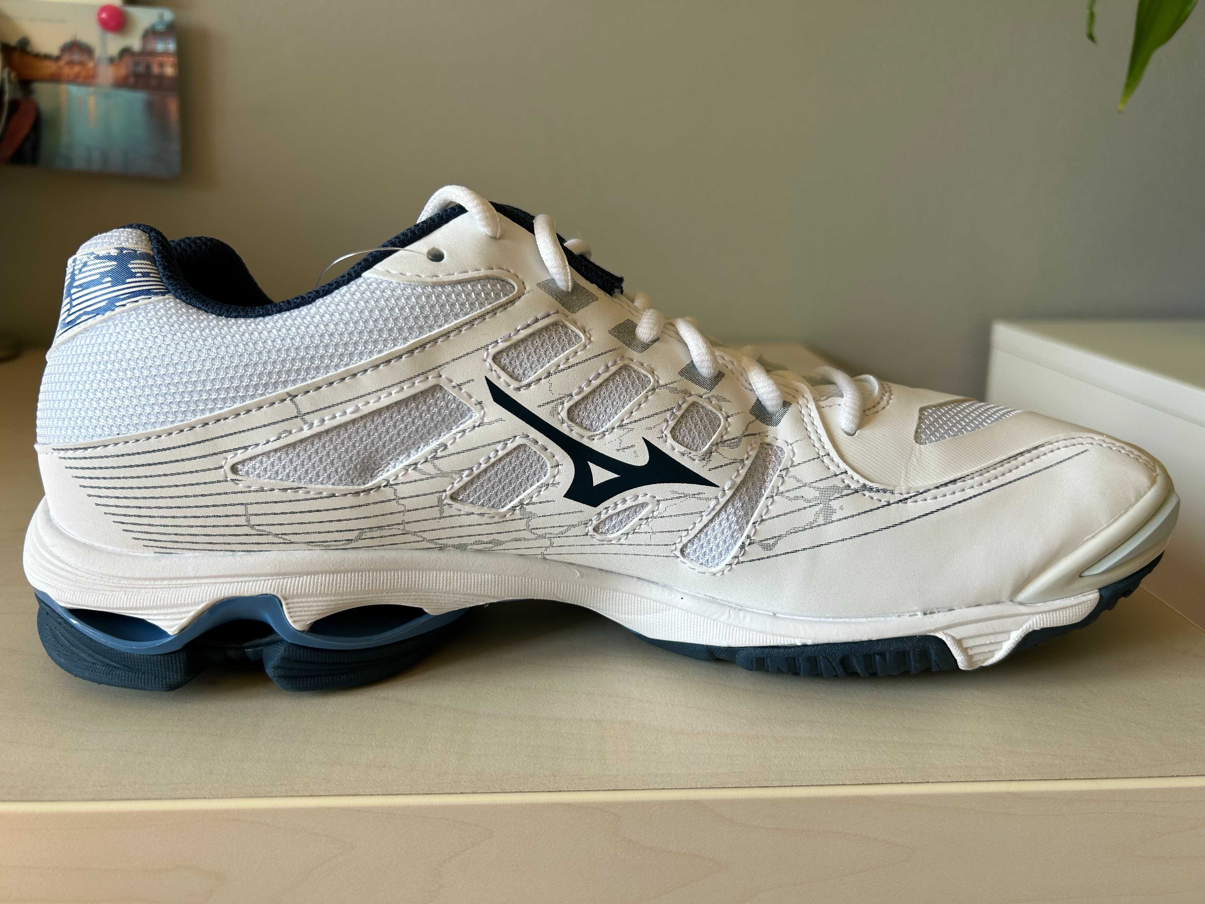 Mizuno Wave Woltage rozmiar 43