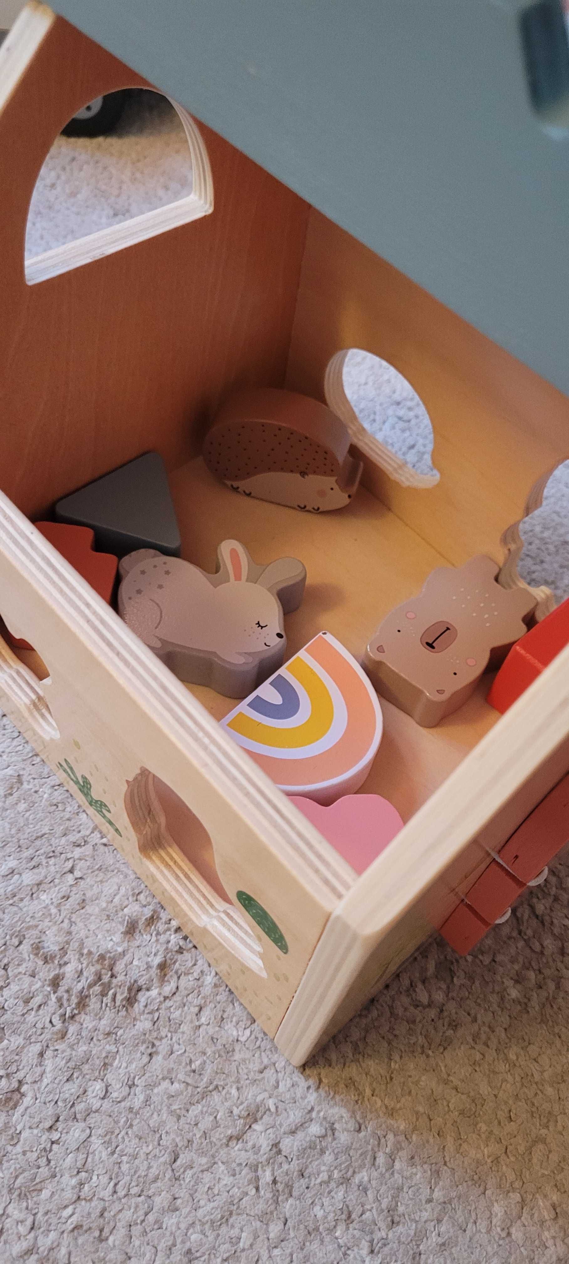 Brinquedos Montessori diversos