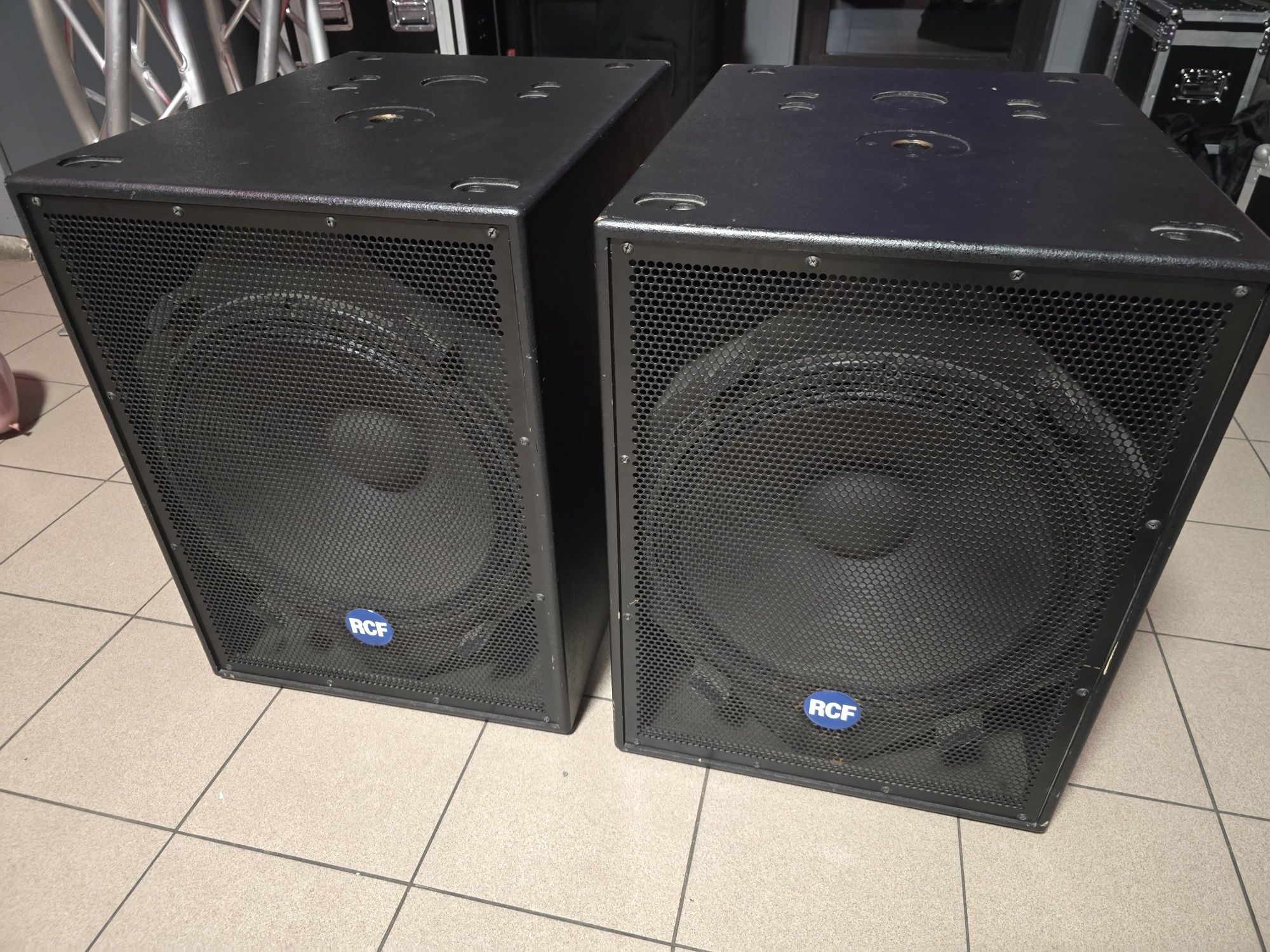 Kolumny RCF 4PRO 8001AS