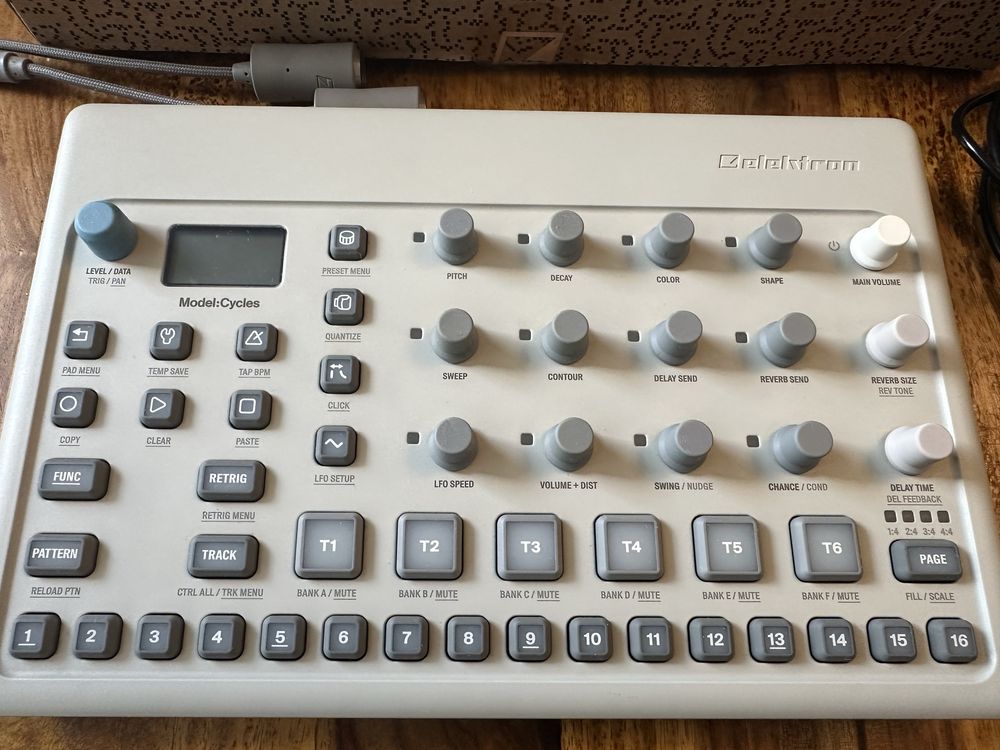 Elektron-Model Cycles