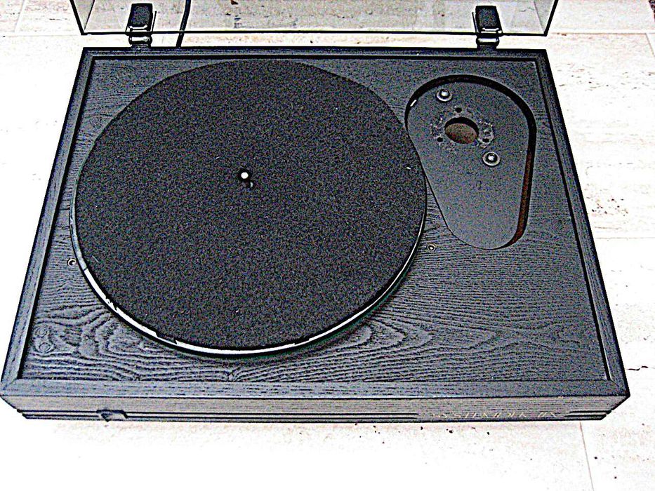 Gira-Discos • Systemdek IIX