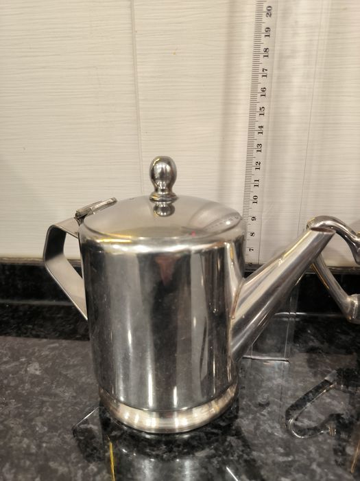 Bules para chá como novos