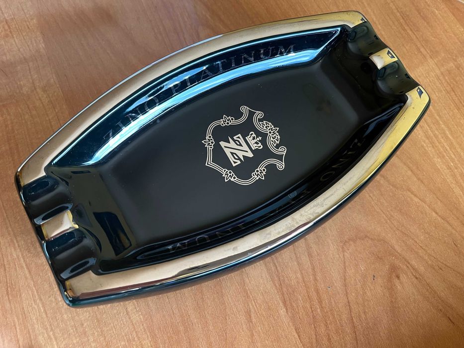 Nowa popielniczka DAVIDOFF Zino Platinum