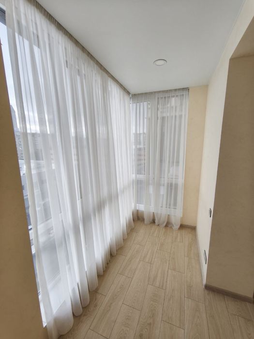 Продам 3 к кв Днепровская Брама 1