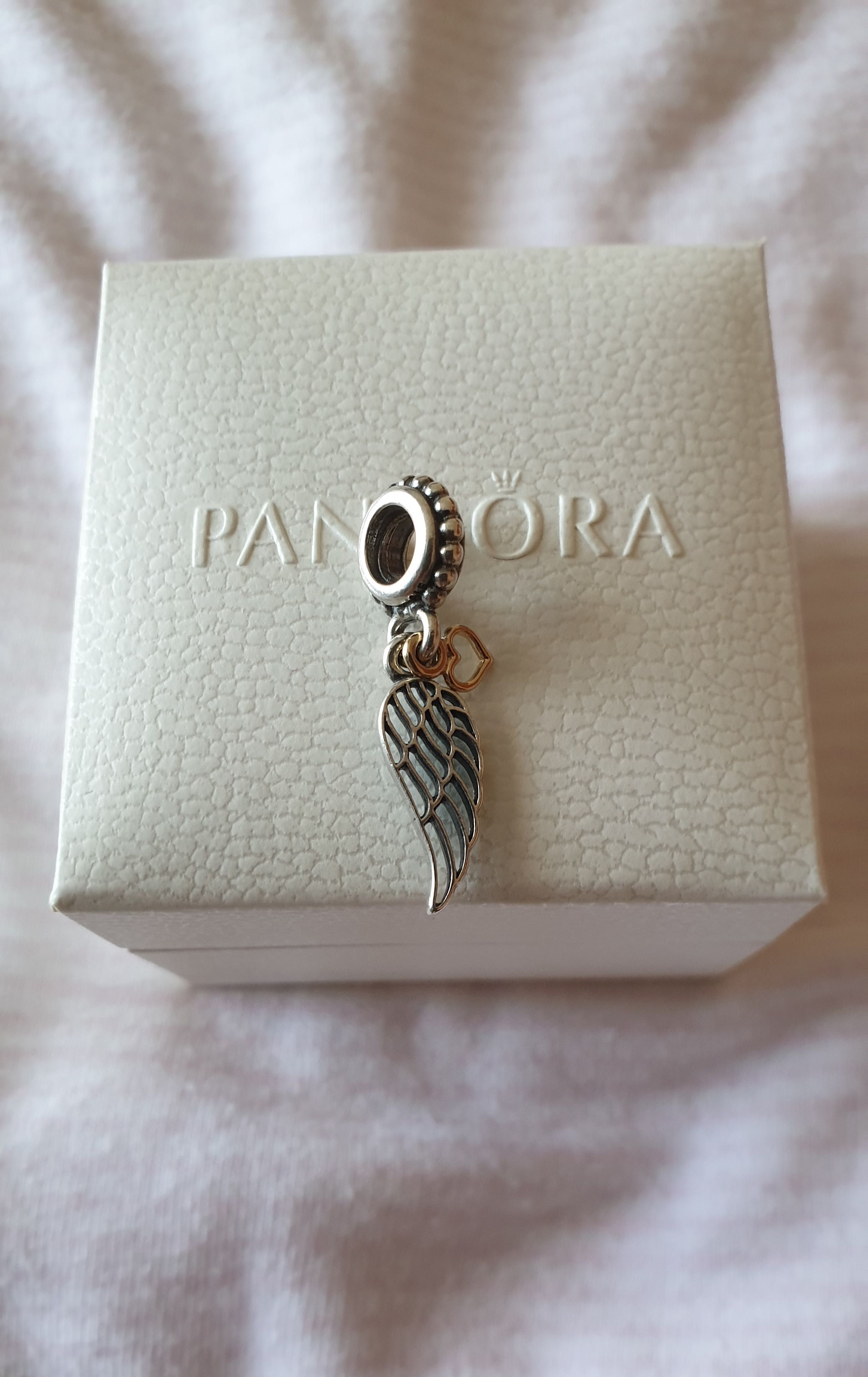 Conta Pandora: wing