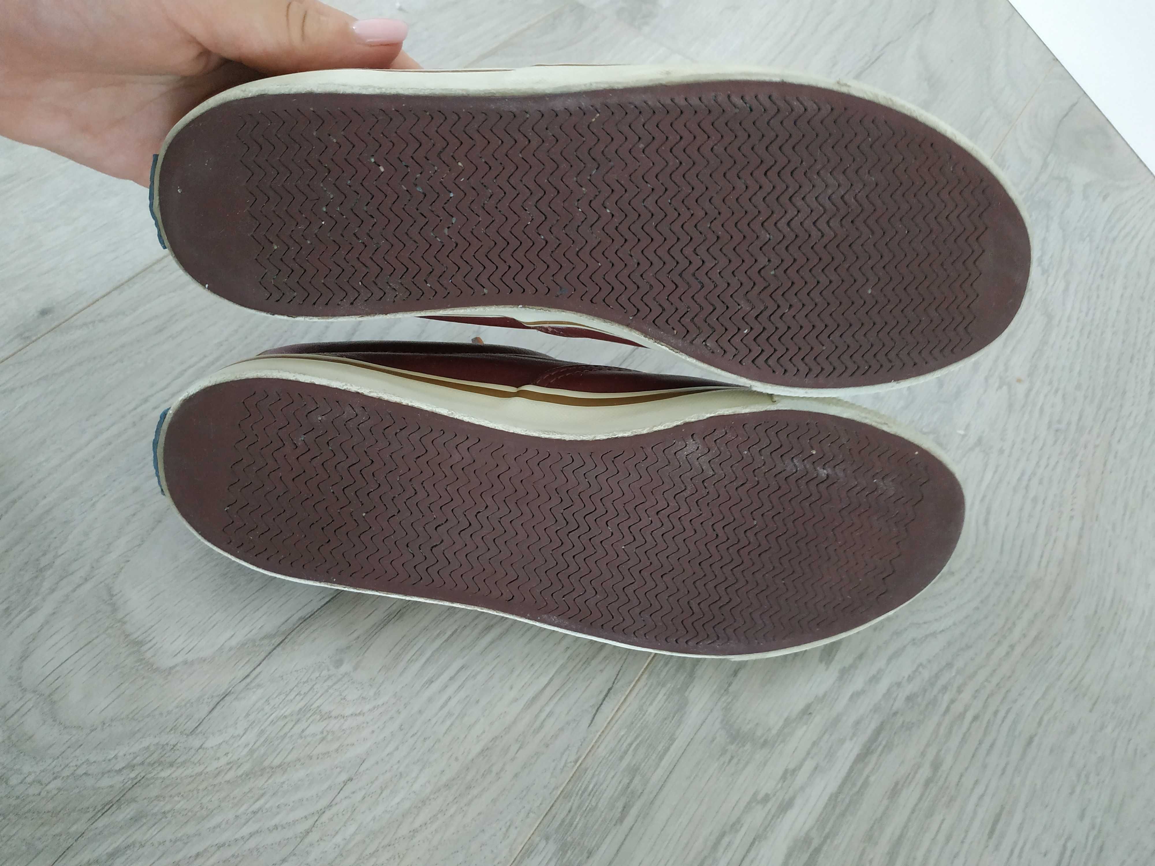 Кожаные кеды кроссовки туфли 33-34 размер на стопу 22 см