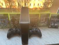 Konsola xbox 360 4gb, 2 pady, gry