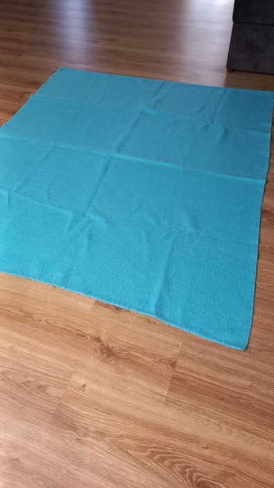 Плед шерстяной,два штуки, размер 145×170см