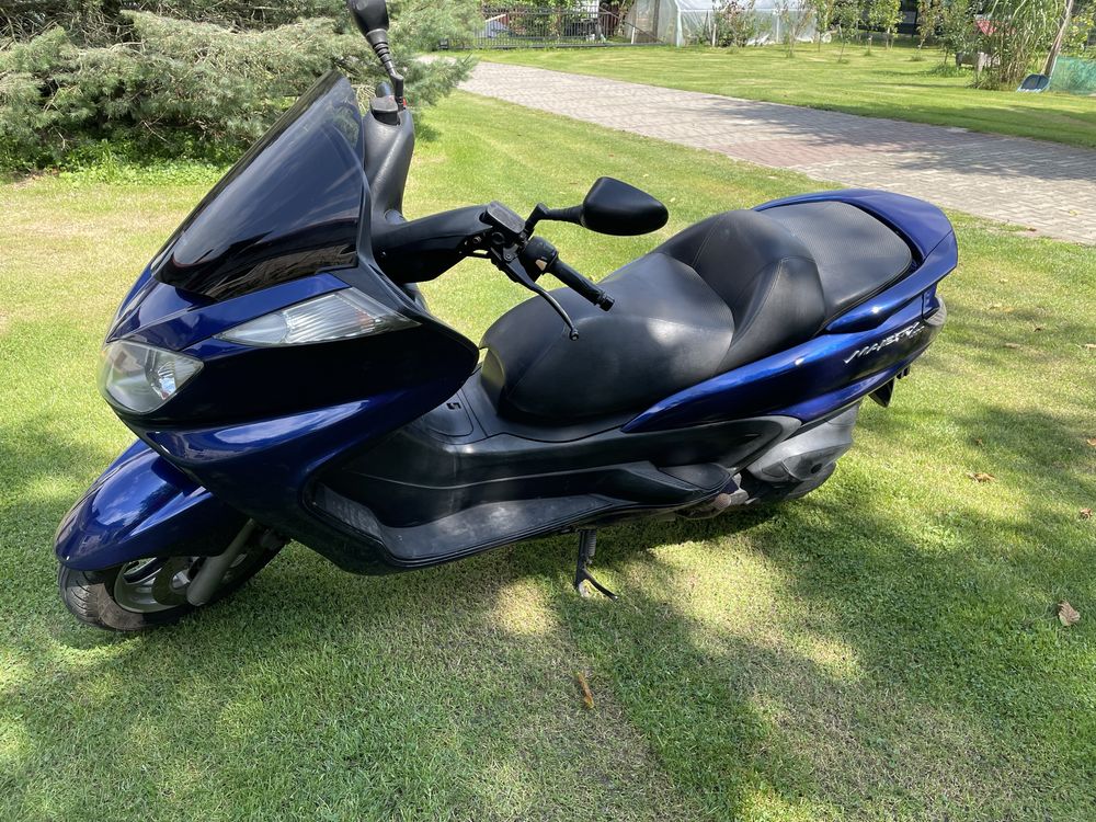 Yamaha majesty YP400