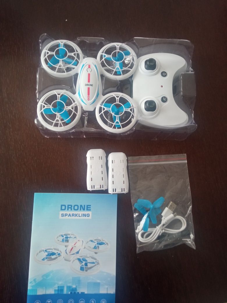 Mini dron Sparkling LED