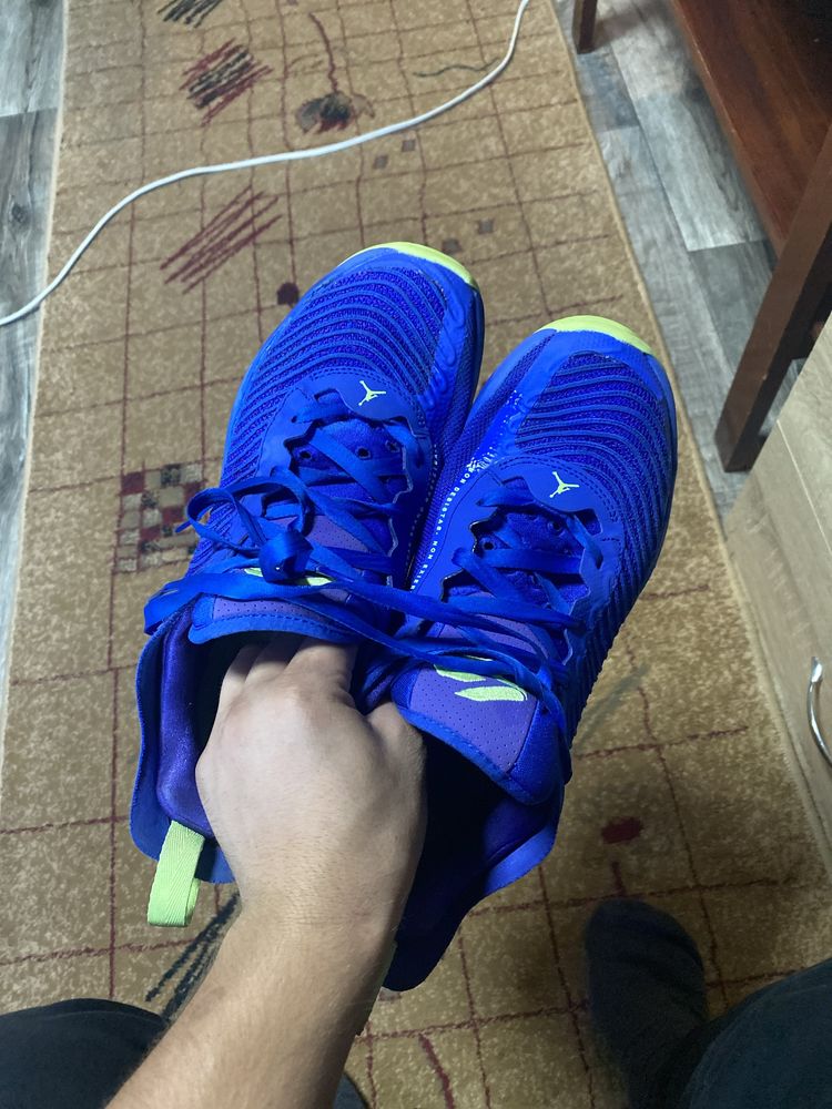 Jordan luka 1 42.5 27см