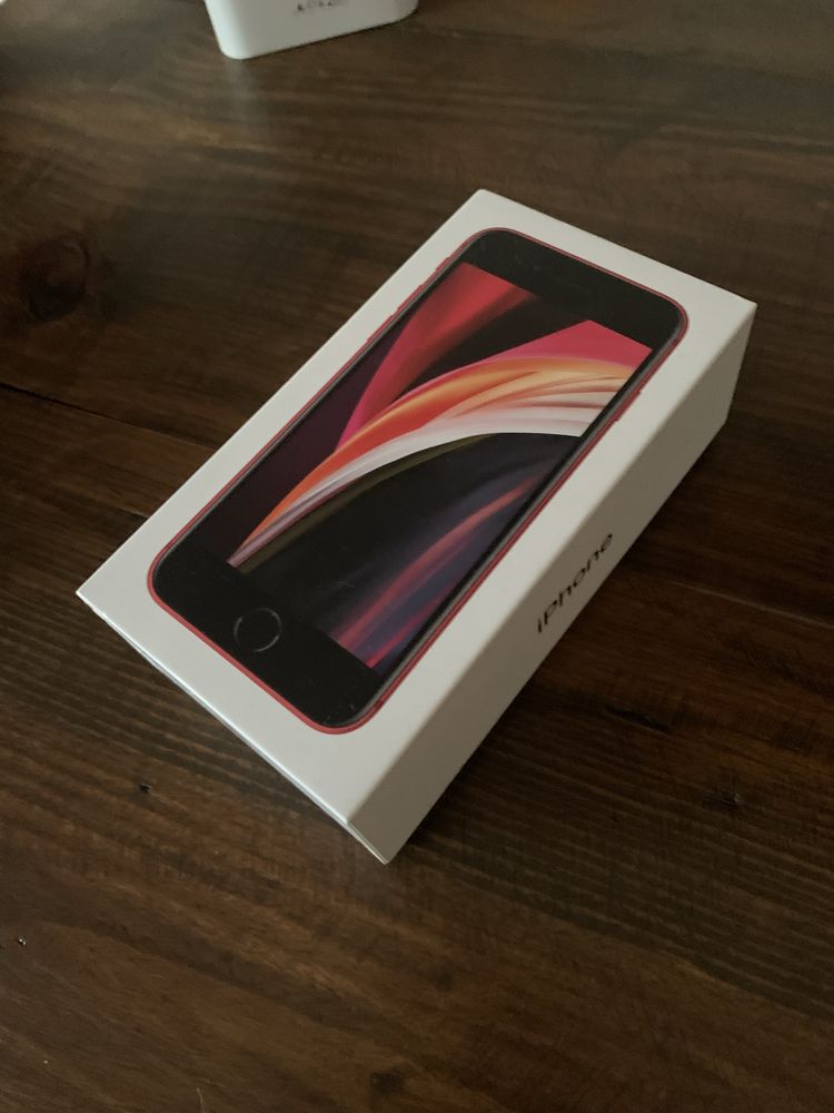 Iphone SE 128GB Vermelho