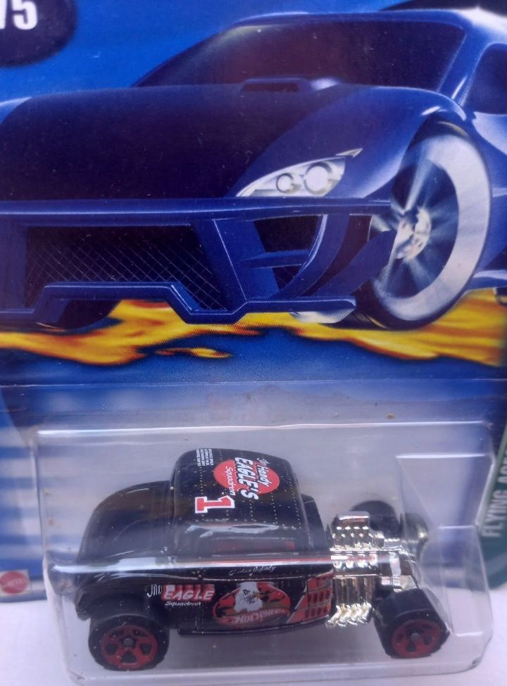 Hot wheels 32 ford saiu no ano 2002