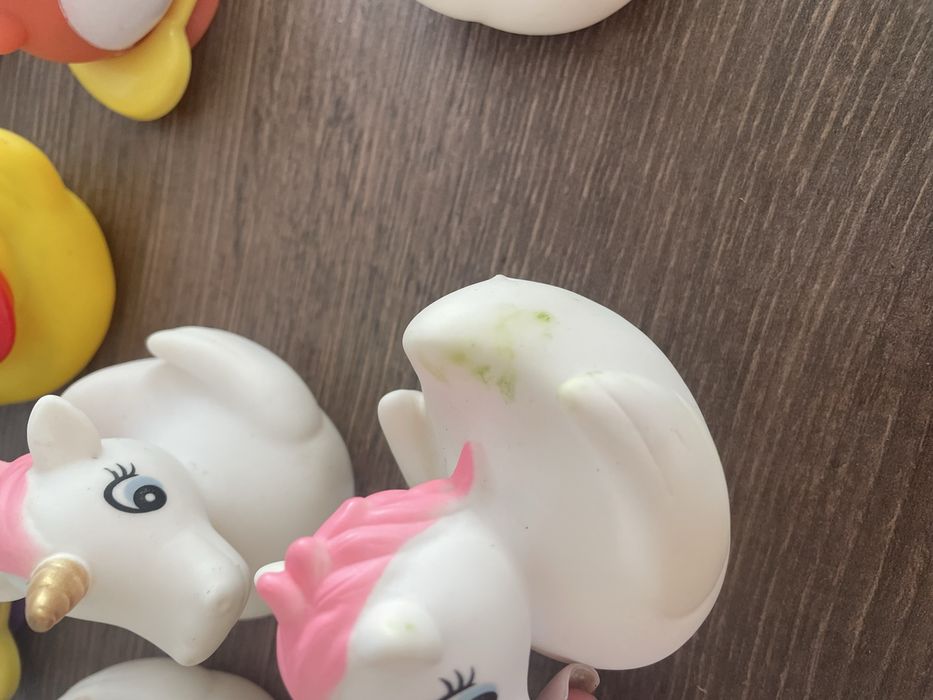 Іграшки для ванни