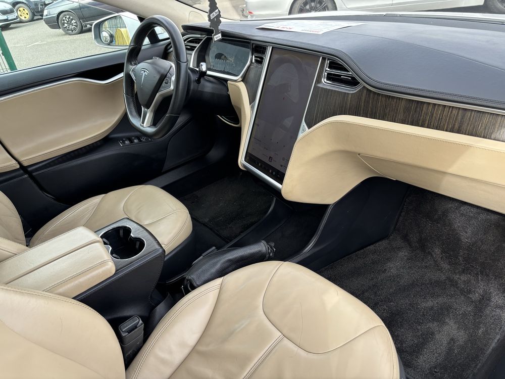 Tesla Model S 60 kWt