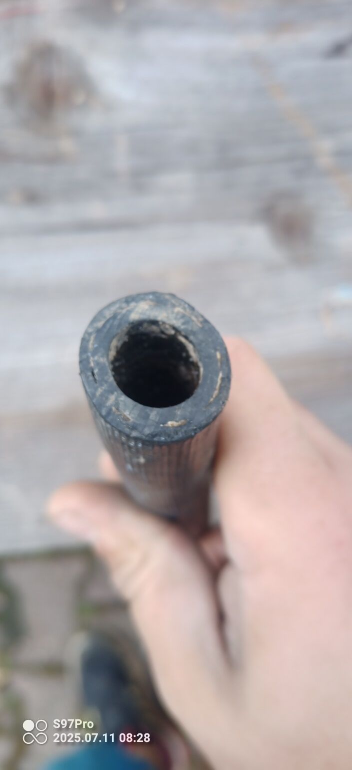 Wąż gumowy do wody około 32 m.Srednica 23mm