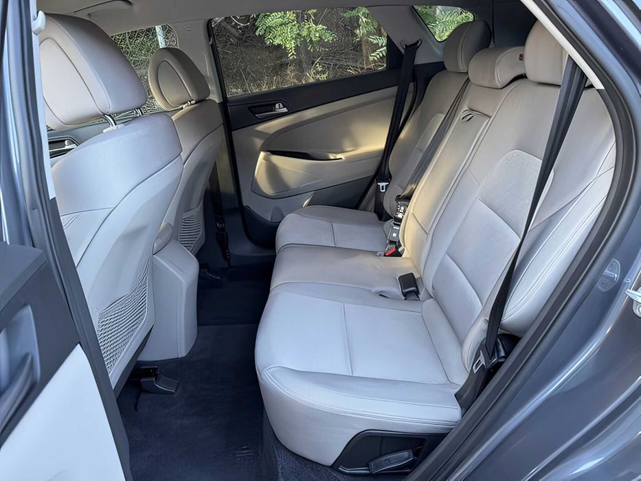 Hyundai Tucson      2016