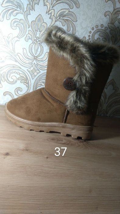 Продам зимні сапожки