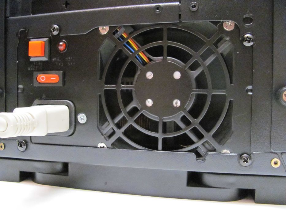 AMD 8 ядер 4.2 ГГц, 16 ГБ RAM, 8 ГБ графіка, SSD+HDD 1 ТБ, 1000W 80+