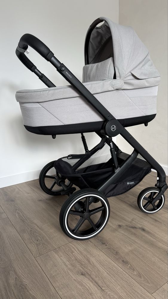 Візочок Cybex Balios S Lux 3 в 1 в кольорі Lava Grey на чорному шасі