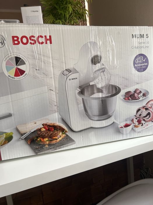 Robot kuchenny BOSCH MUM 5 z akcesoriami