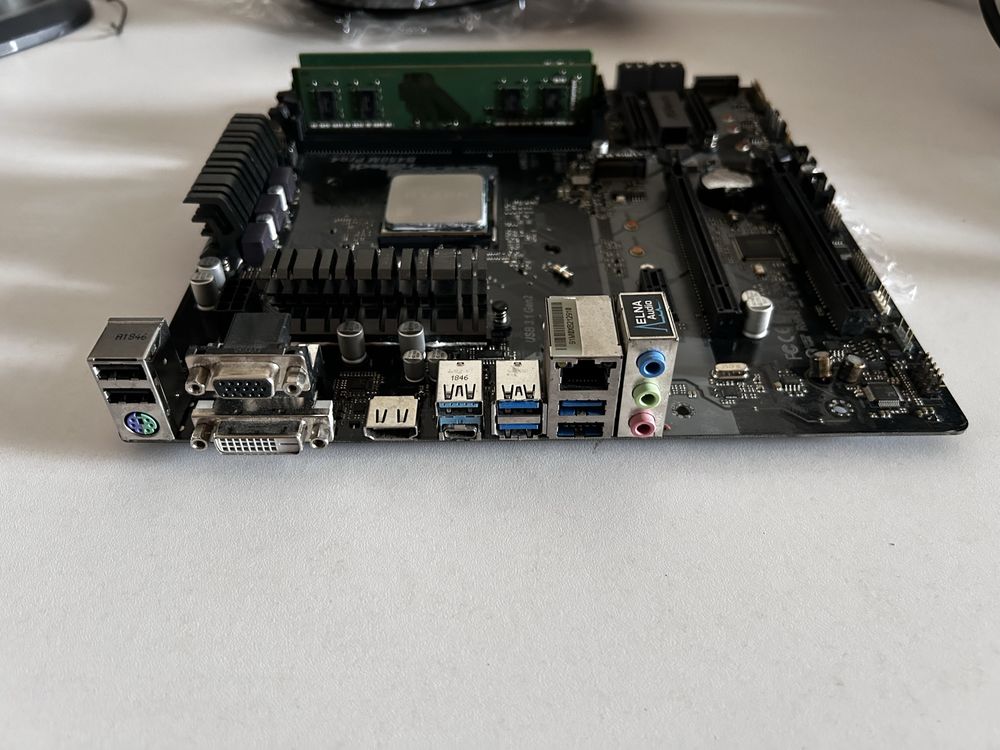 Комплект ASRock B450M Pro4/Ryzen 5 1600/ 8Gb