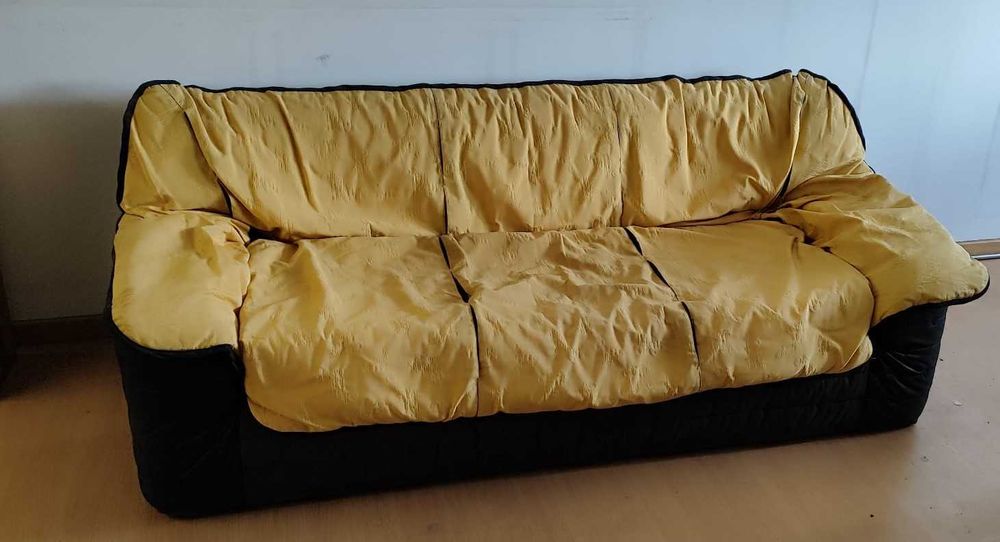 Sofá cama em bom estado