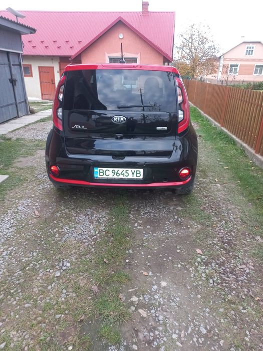 Кіа соул 33 кв                         .