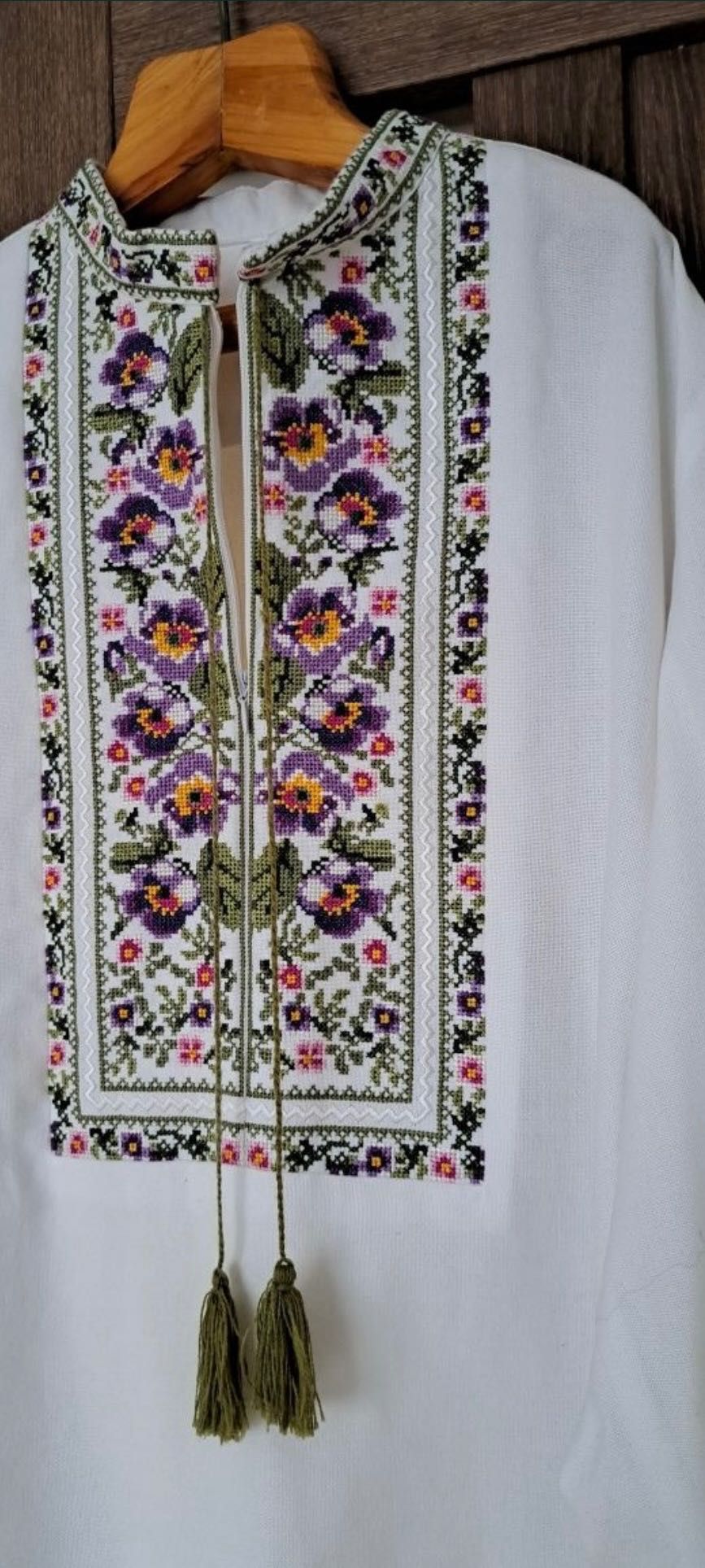 Вишита сорочка чоловіча