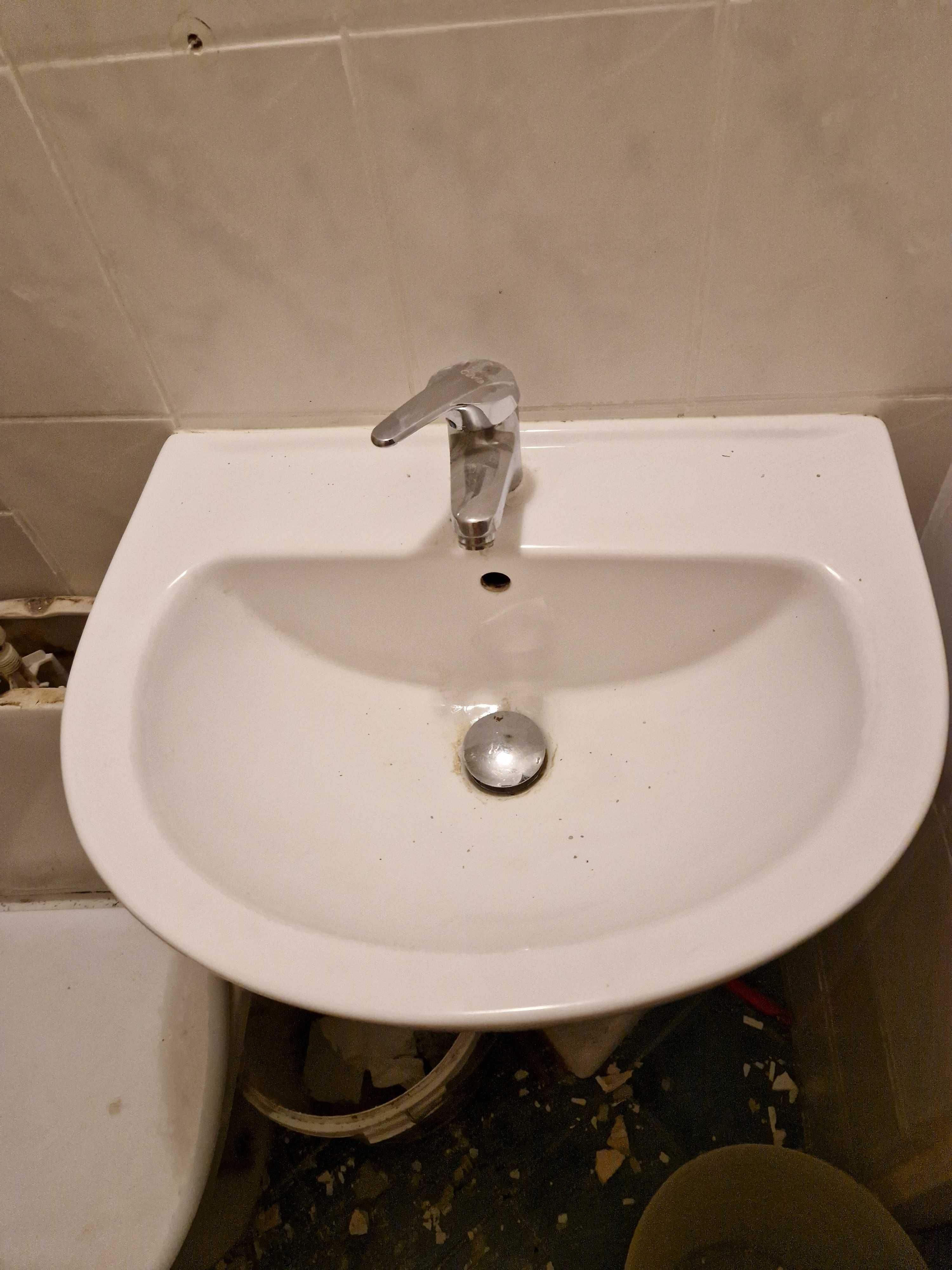 umywalki łazienkowe szerokości 45-50 cm