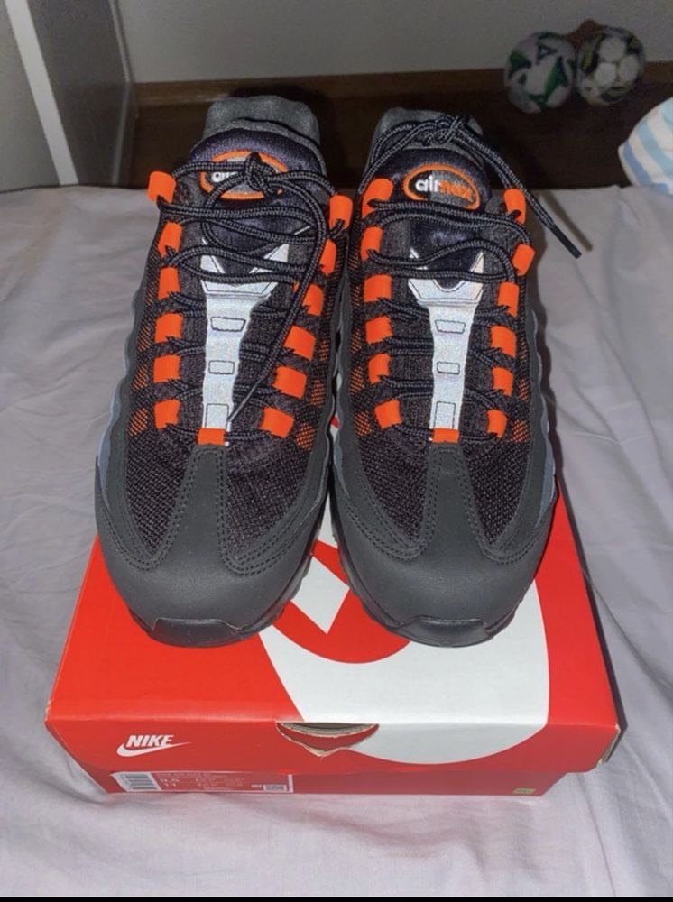 Nike air max 95 hyper crimson