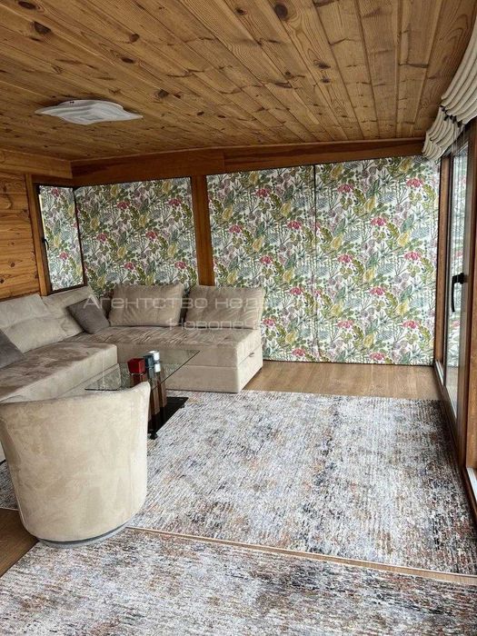 Оренда будинку 120 м розташованого на воді Рівʼєра-Золоче, Вишеньки