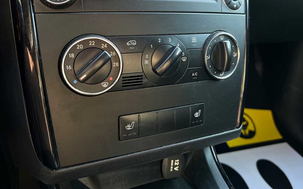 Mercedes-Benz A 180 2010