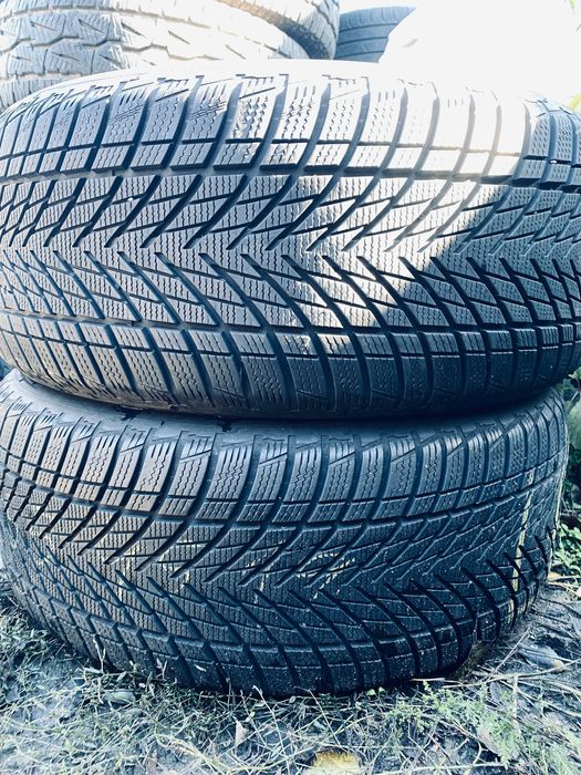255 45 19 Goodyear Pefomance 3 2023 90%
