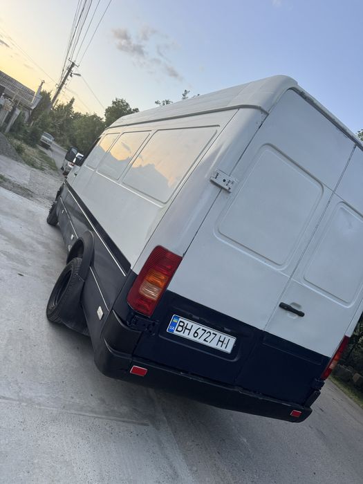 Volkswagen LT46 $
