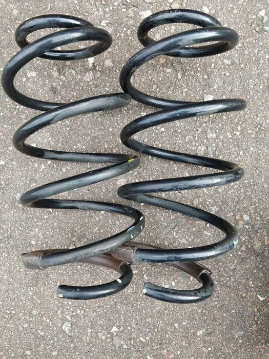 Пружини Hyundai Santa Fe 3 передні