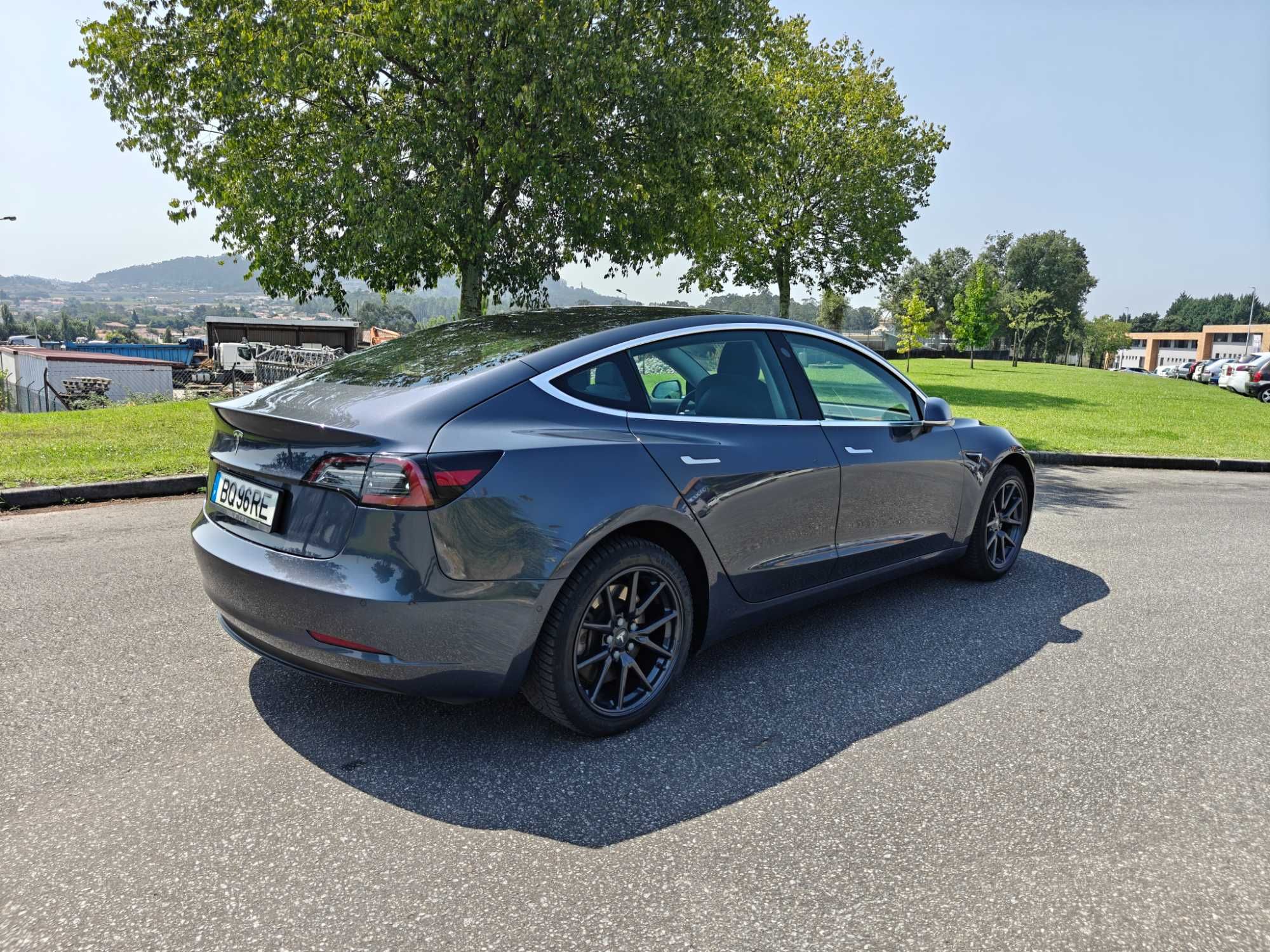 Tesla Model 3 SR+ - Iva dedutivel