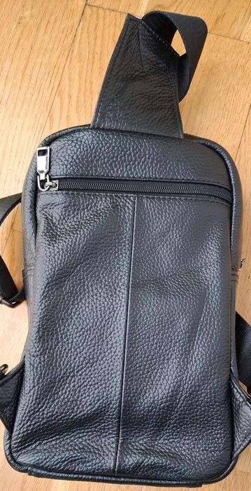 Чоловіча мужская кожаная сумка бананка на груди