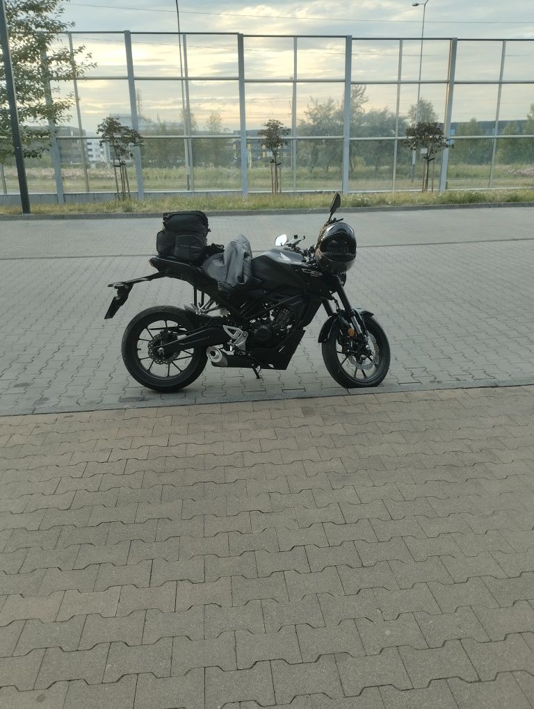 Honda CB125R wynajem