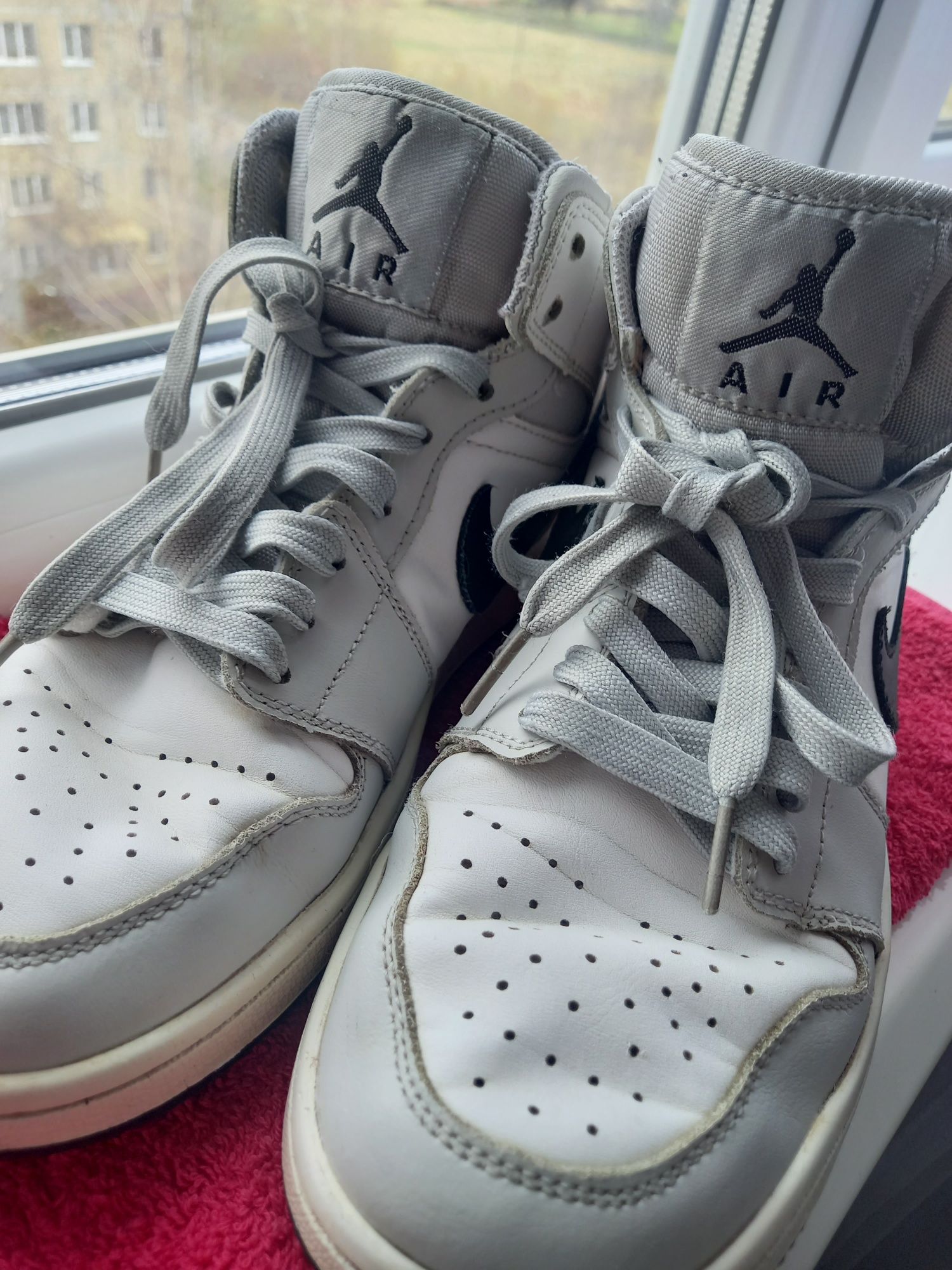 Шкіряні кросівки хайтопи Nike Air Jordan Retro 1 40 розмір для підлітк