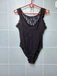 Sexy prześwitujące koronkowe body, rozmiar 38