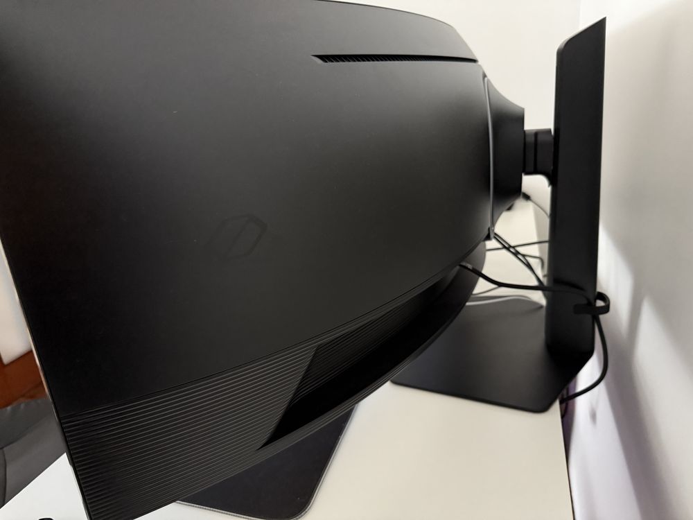 Monitor Gaming Curvo Samsung Odyssey G9 Ls49Cg954 49”