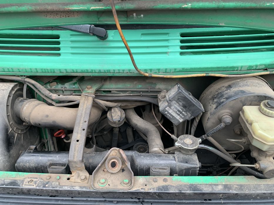 Продам бус мерседес т 1 на впевненому ходу